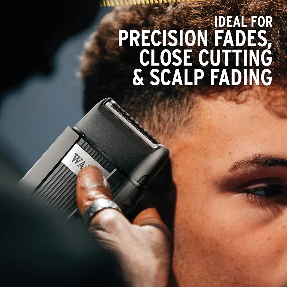 Wahl Paquete profesional de recortadora y afeitadora, recortadora inalámbrica para barberos, hoja en T ancha para líneas rectas, acabado de desvanecimiento ultra cerrado, perfecto para uso en salones