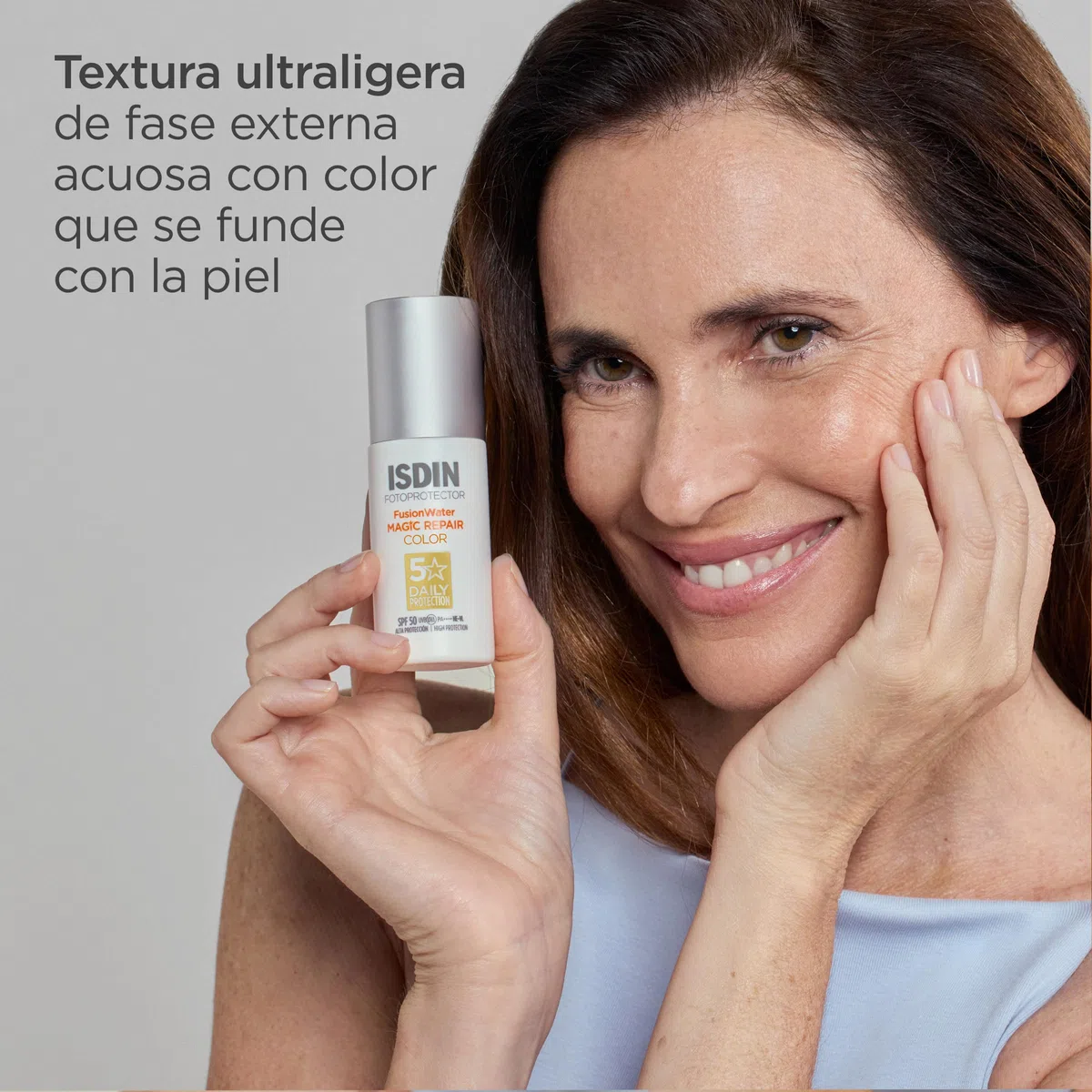 ISDIN Foto Protector Magic Repair Fusion Water Color SPF 50 - Protector solar facial con color de fase acuosa, triple acción anti-fotoenvejecimiento, 50 ml