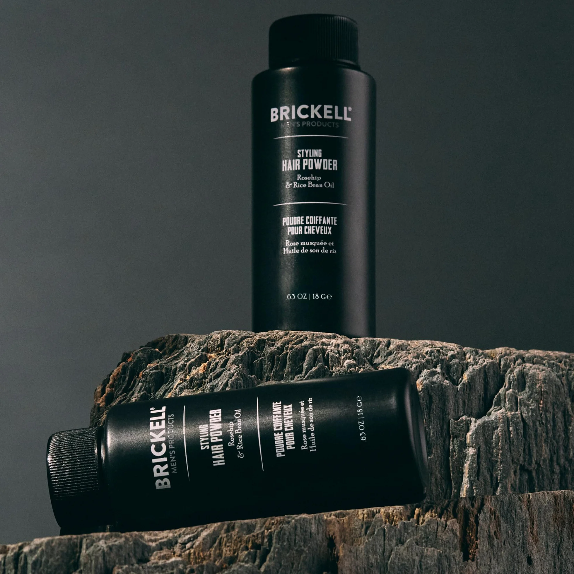 Brickell Men's Styling Hair Powder para Hombres, Crea Volumen, Natural y Orgánico, Polvo Texturizante No Graso, 18 g, Sin Fragancia
