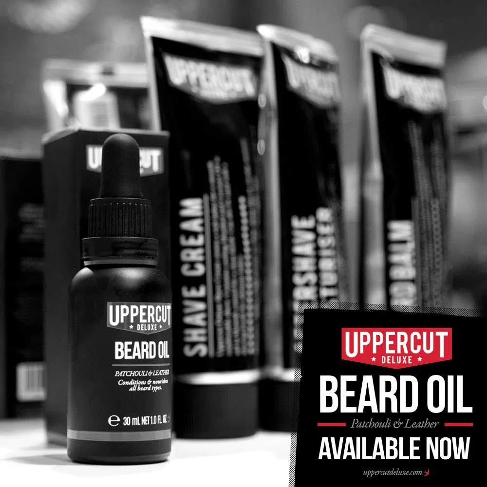 Uppercut Deluxe Aceite para Barba, Acondicionador Ligero para Barba con Aceites Esenciales para Nutrir la Barba, Aplicación Suave y Acabado Ligero, Fragancia a Pachulí y Cuero, 30ml