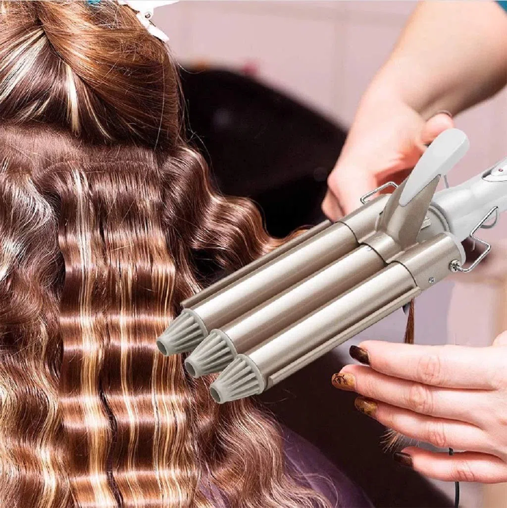 Rizador de pelo de 3 barriles, 22 mm de cerámica de calentamiento rápido Turmalina Varita rizadora Herramientas para peinar el cabello Waver Iron con guantes y pinzas para el cabello