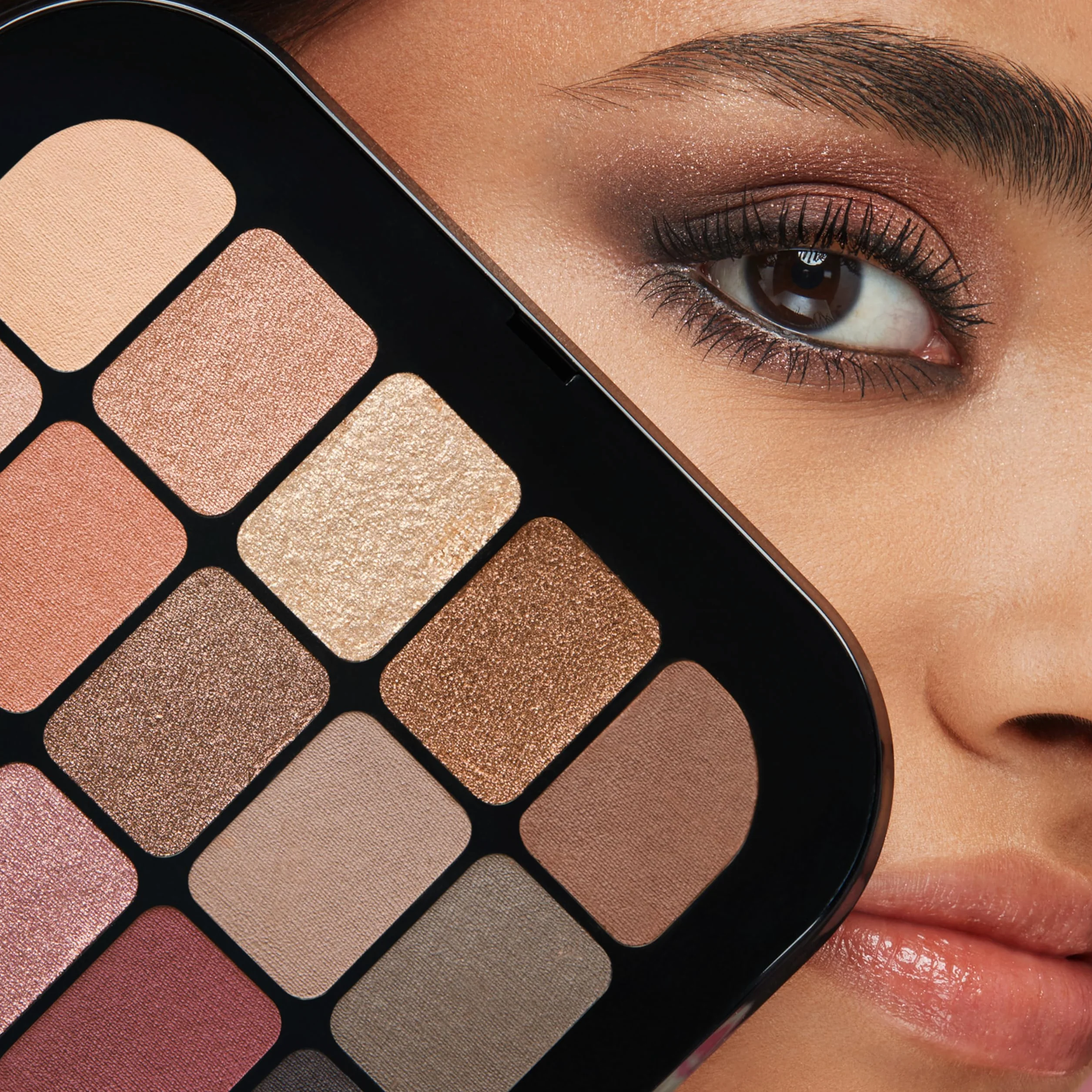 KIKO Milano Master Eyeshadow Palette 01, Paleta Con 15 Sombras De Ojos Con Acabado Mate Y Metalizado