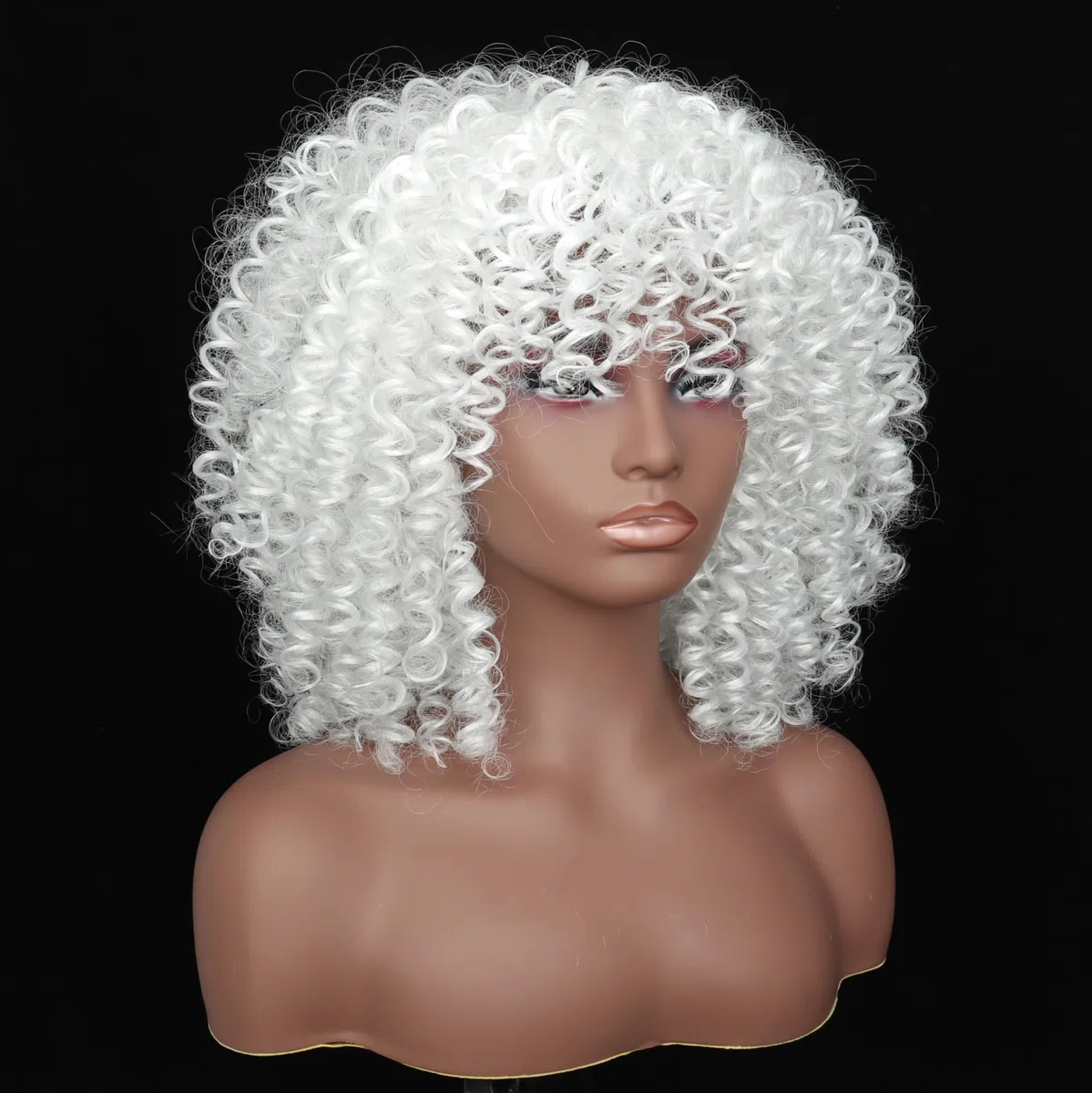 Colorfulpanda Pelucas cortas rizadas afro blancas con flequillo, peluca afro voluminosa, peluca de pelo rizado natural sintético para mujeres negras, ideal para cosplay, Halloween, fiesta y uso diario