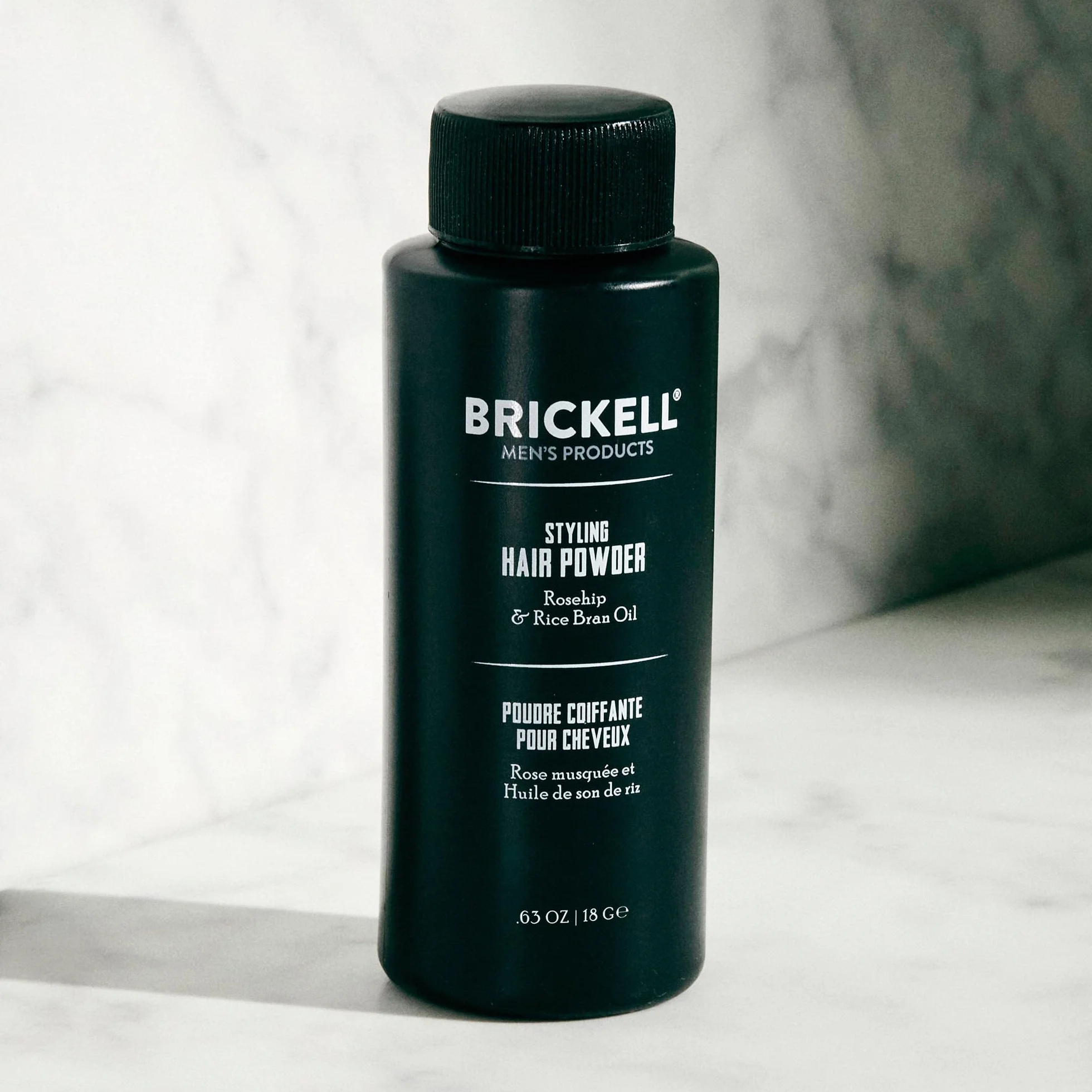 Brickell Men's Styling Hair Powder para Hombres, Crea Volumen, Natural y Orgánico, Polvo Texturizante No Graso, 18 g, Sin Fragancia