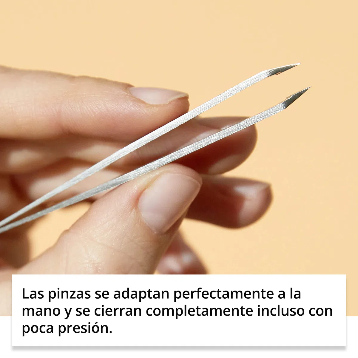 Rubis clásico - Pinzas de Depilar Profesionales - Pinza de Acero Inoxidable - Depilacion de Gran Precision para Cejas y Pelo Facial (oblicua / slant, negro)