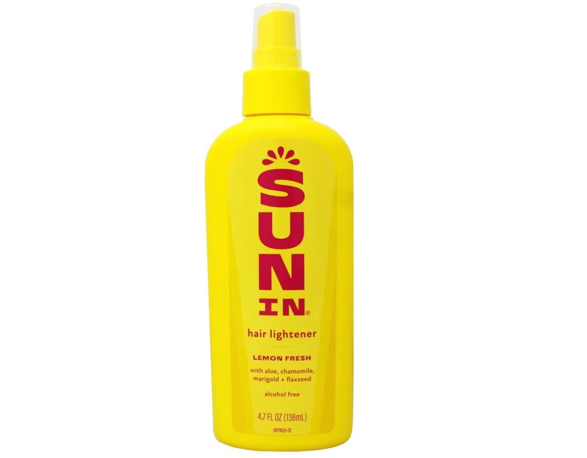 Sun In Lemon Fresh Aclarador de Pelo con Camomila y Extractos Naturales, Sin Parabenos, Ideal para Rubias y Castañas, Aclara Suavemente y Da Brillo Natural. Paquete de 1, 138 mililitros