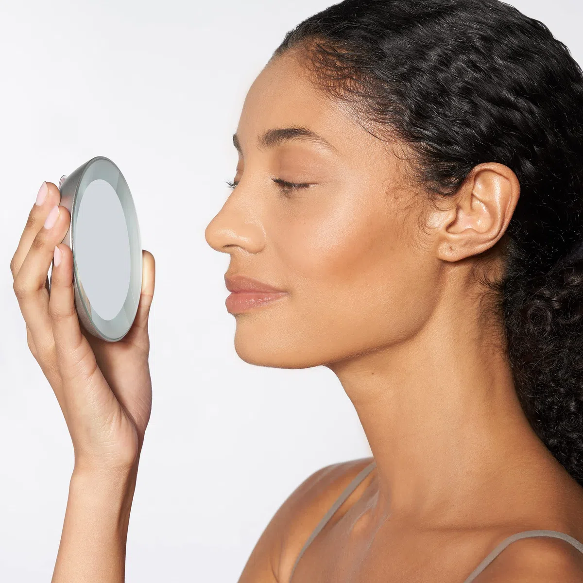 TWEEZERMAN Espejo cosmético con luz (Aumento 15x, luz LED, Espejo de Maquillaje con ventosas, diámetro de 9 cm o 10,5 cm)