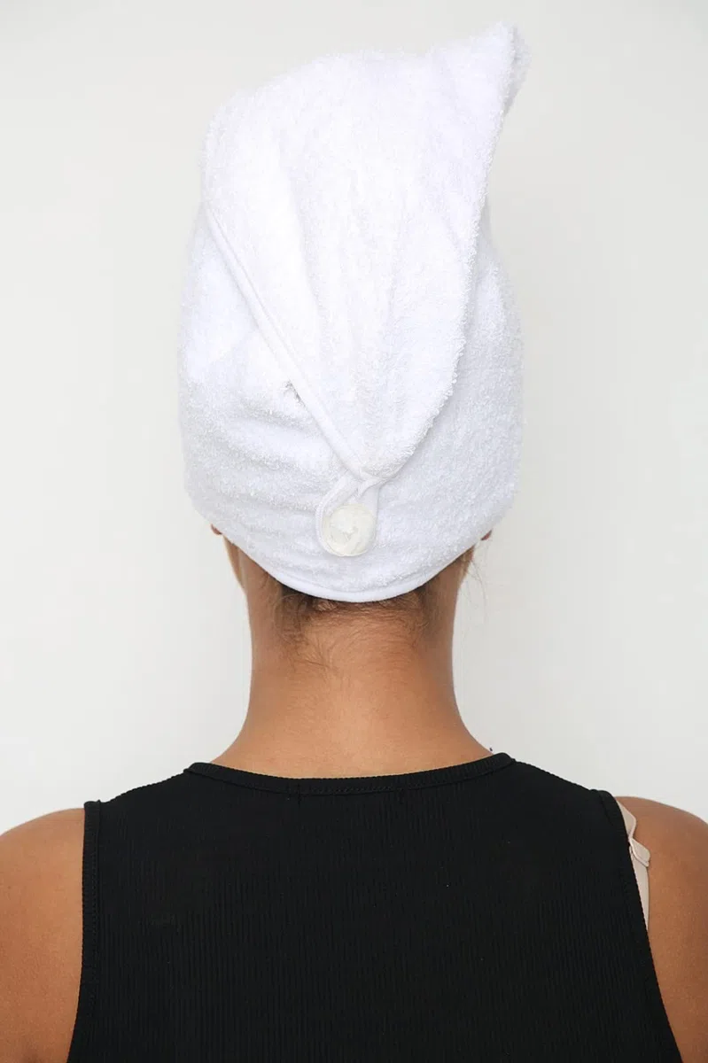 Toallas de secado del cabello, 100% puro de rizo de algodón, toalla de cabello suave, envoltura de cabello torcido, gorro de pelo, toallas de spa con lazo y botón para pelos largos (blanco)