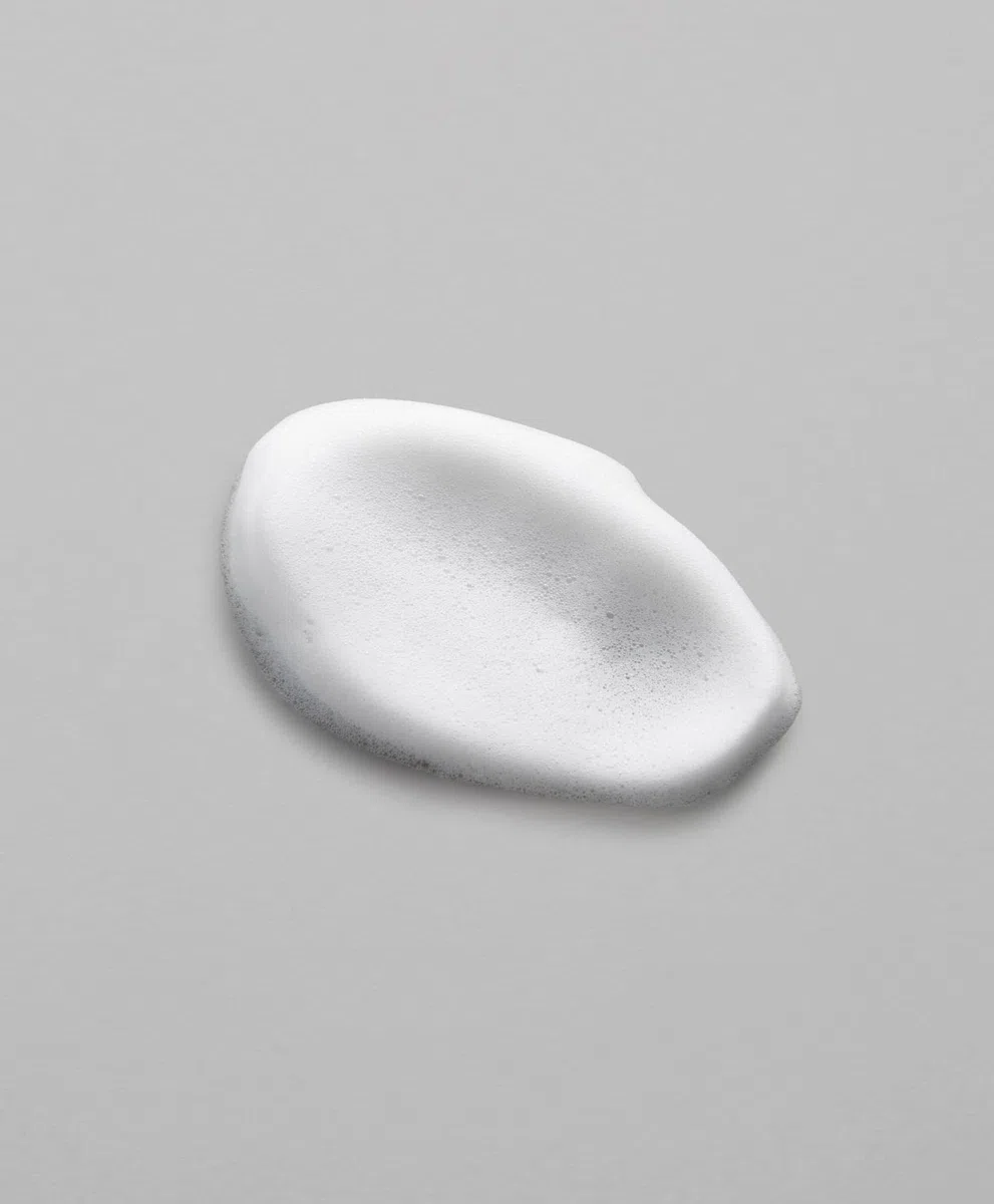 Maria Nila Mousse de Peinado, fijación 4/5, aporta volumen y reduce la electricidad estática del cabello, antioxidante, conserva el color del cabello, 100% vegano y libre de sulfatos/parabenos