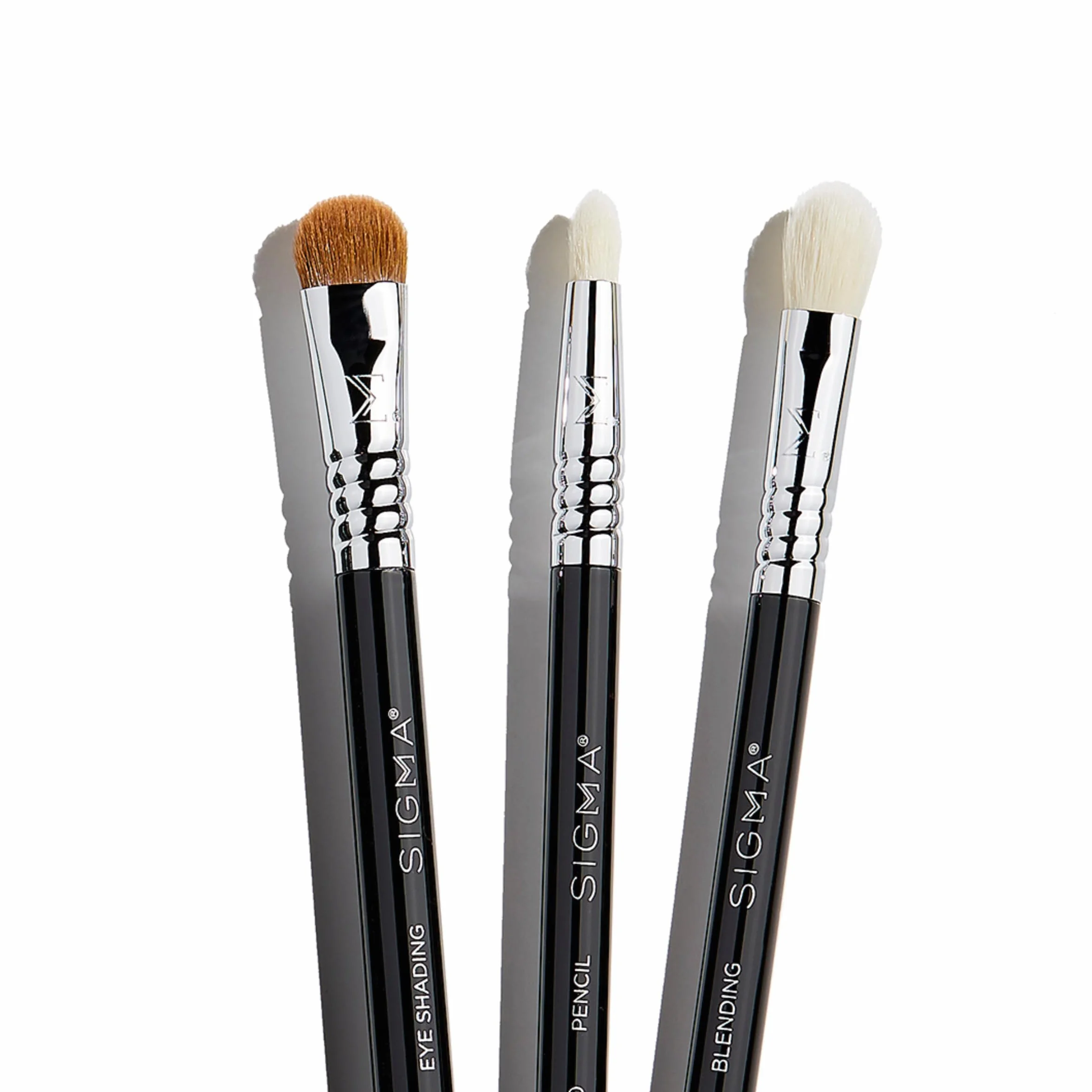 Sigma Beauty Glam 'N Glow - Juego de 3 pinceles para ojos, sombrear, doblar y difuminar, elegante estuche negro (4 piezas)