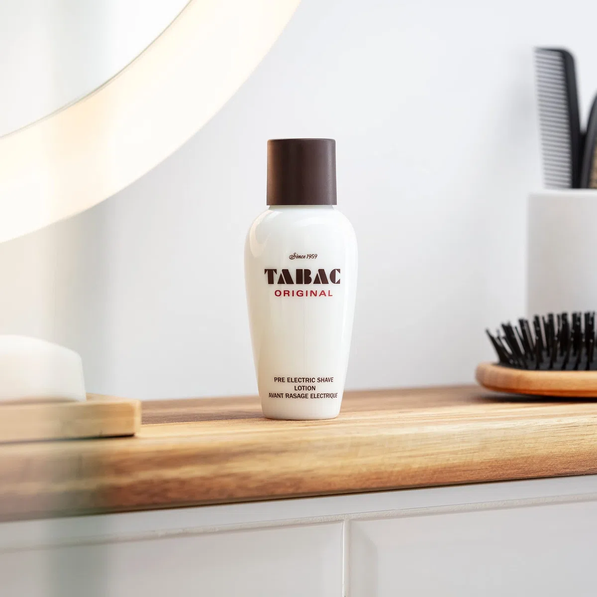 Tabac® Original | Loción de preafeitado para maquinilla eléctrica - prepara la piel antes del afeitado con maquinilla eléctrica - con el aroma del original | 150 ml