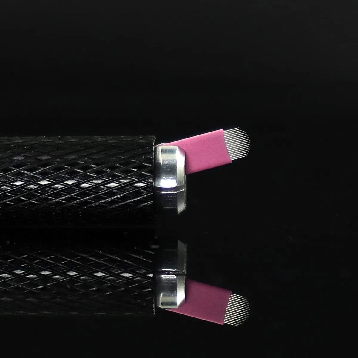 50 piezas Rosa Agujas de Microblading Nano 0.18mm Maquillaje permanente 18U 12 Slope 14 Slope (18U)