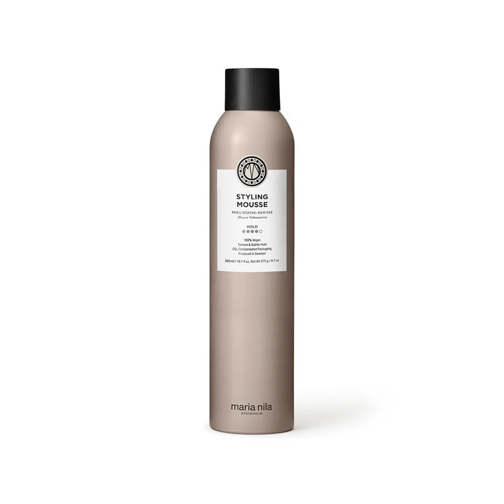 Maria Nila Mousse de Peinado, fijación 4/5, aporta volumen y reduce la electricidad estática del cabello, antioxidante, conserva el color del cabello, 100% vegano y libre de sulfatos/parabenos